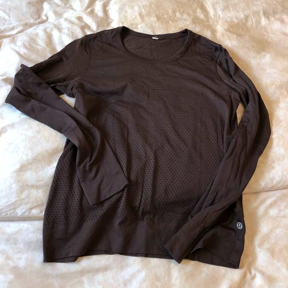 Lululemon top